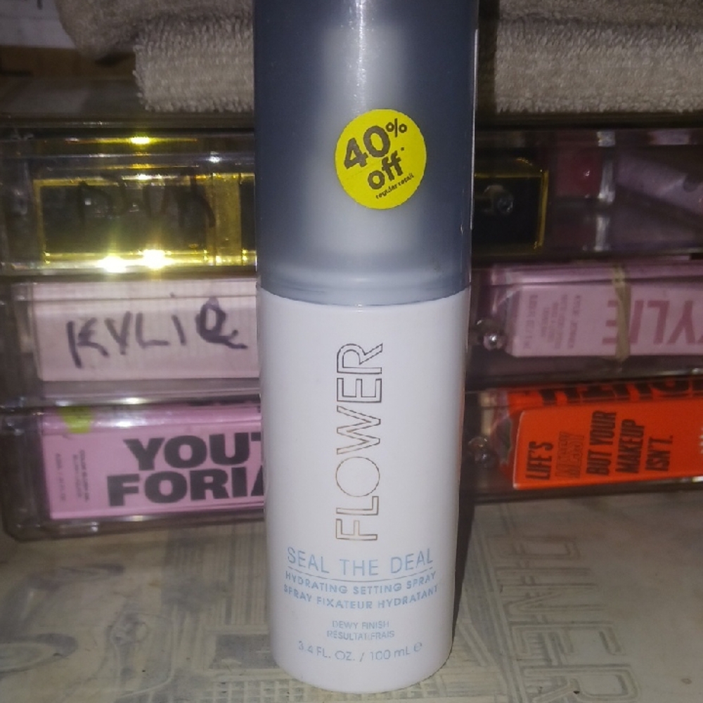 Flower By Drew Barrymore  Hydrating Setting Spray